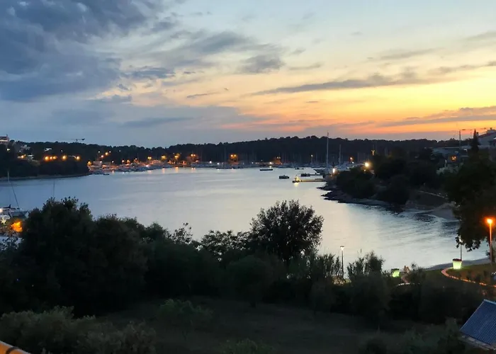 Sunset Vala New Beachfront - Medulin - Pula Apartman